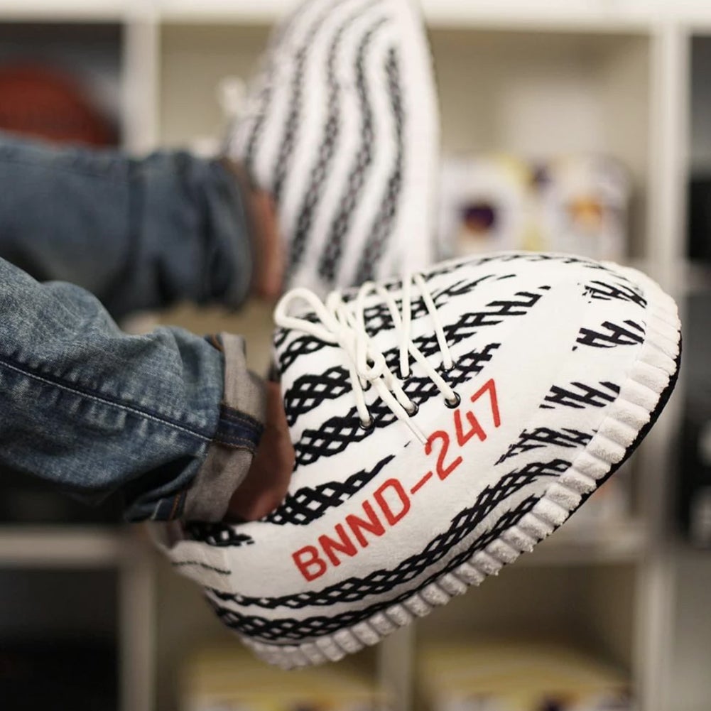 CosyCreps™ - YZ Boost 350 V2 Zebra White Novelty Slippers